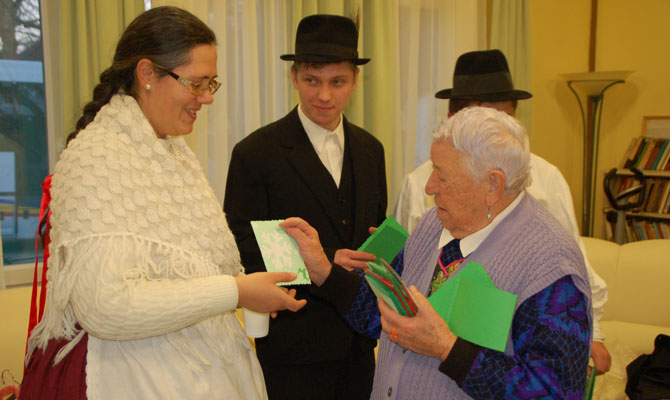 Szenttamási betlehemezők Halason 2016. december 16. képek